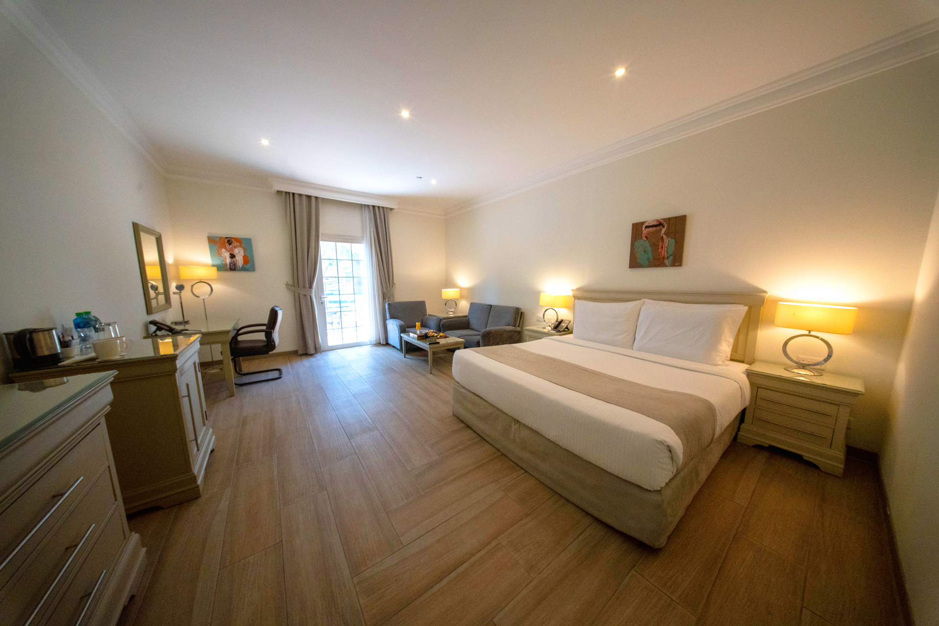 Deluxe King Room